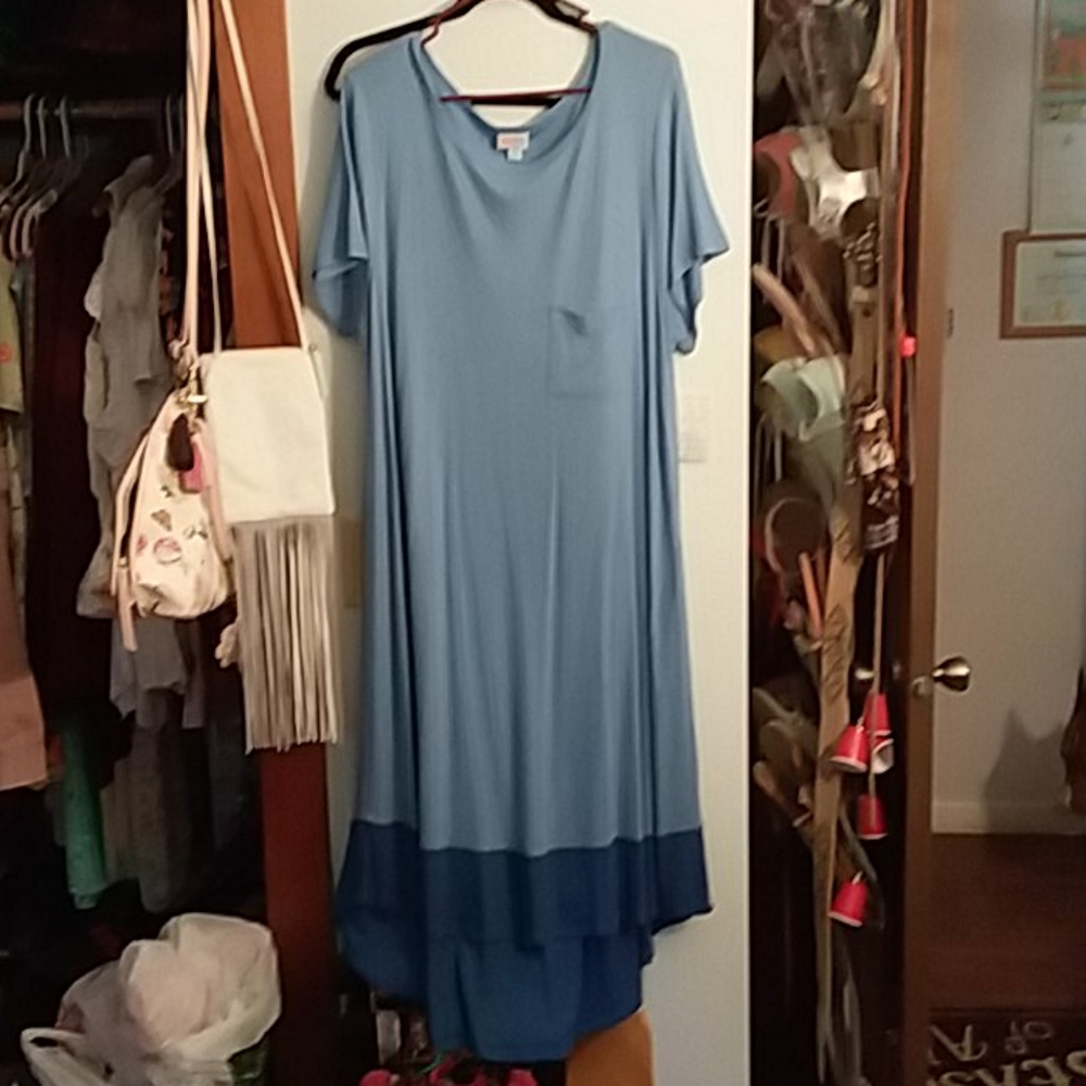 Women's 2XL Carly light blue with navy bottom